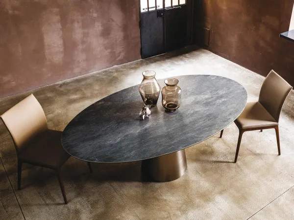 Yoda Keramik tisch von Cattelan Italia