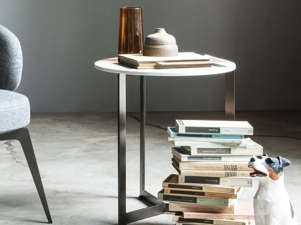High version of the Sign coffee table by Lema