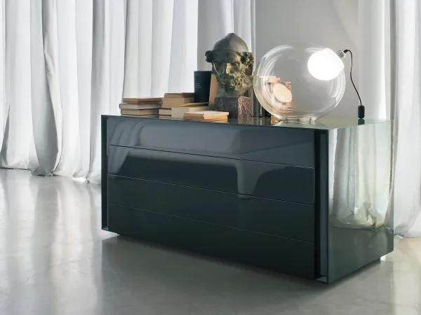 Commode basse Luna dans une chambre à coucher
