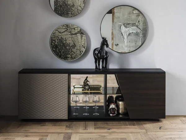 Aston Madia Cattelan Italia
