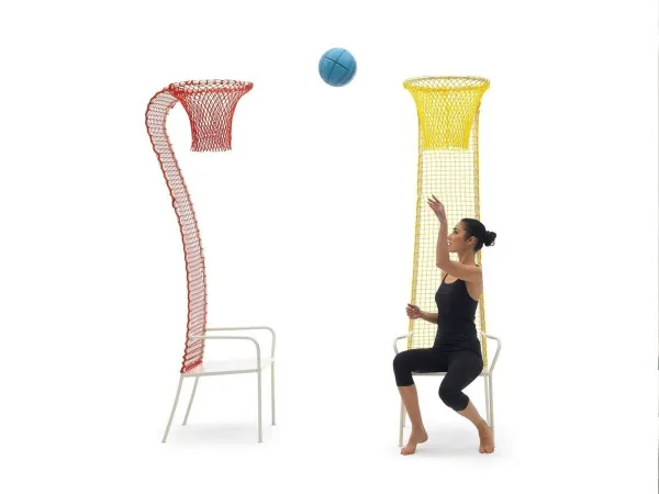Campeggi de silla de baloncesto perezoso