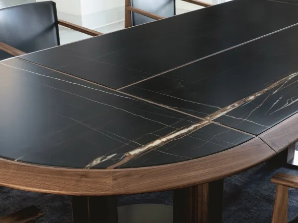 Details of the marble top of the Thayl table by Porada